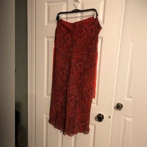 Never worn woman skirt